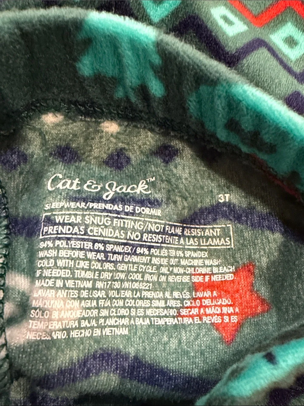 Cat & Jack holiday Christmas dinosaur pajamas set size 3T .